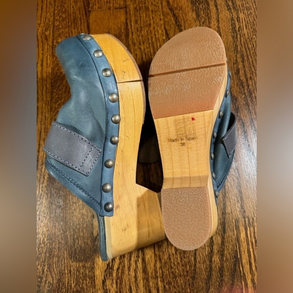 Free People Shoes Culver City Clog Blue Free People Size 38 small flaw in wood - Picture 7 of 11